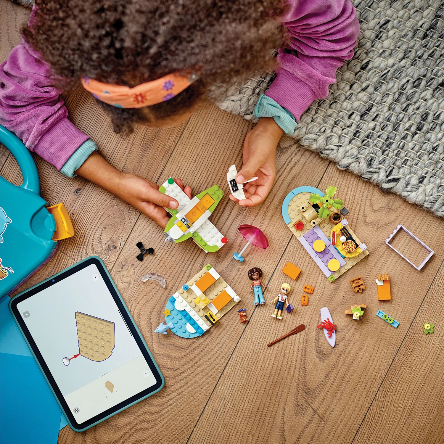 LEGO® Friends™ Creative Beach and Travel Suitcase