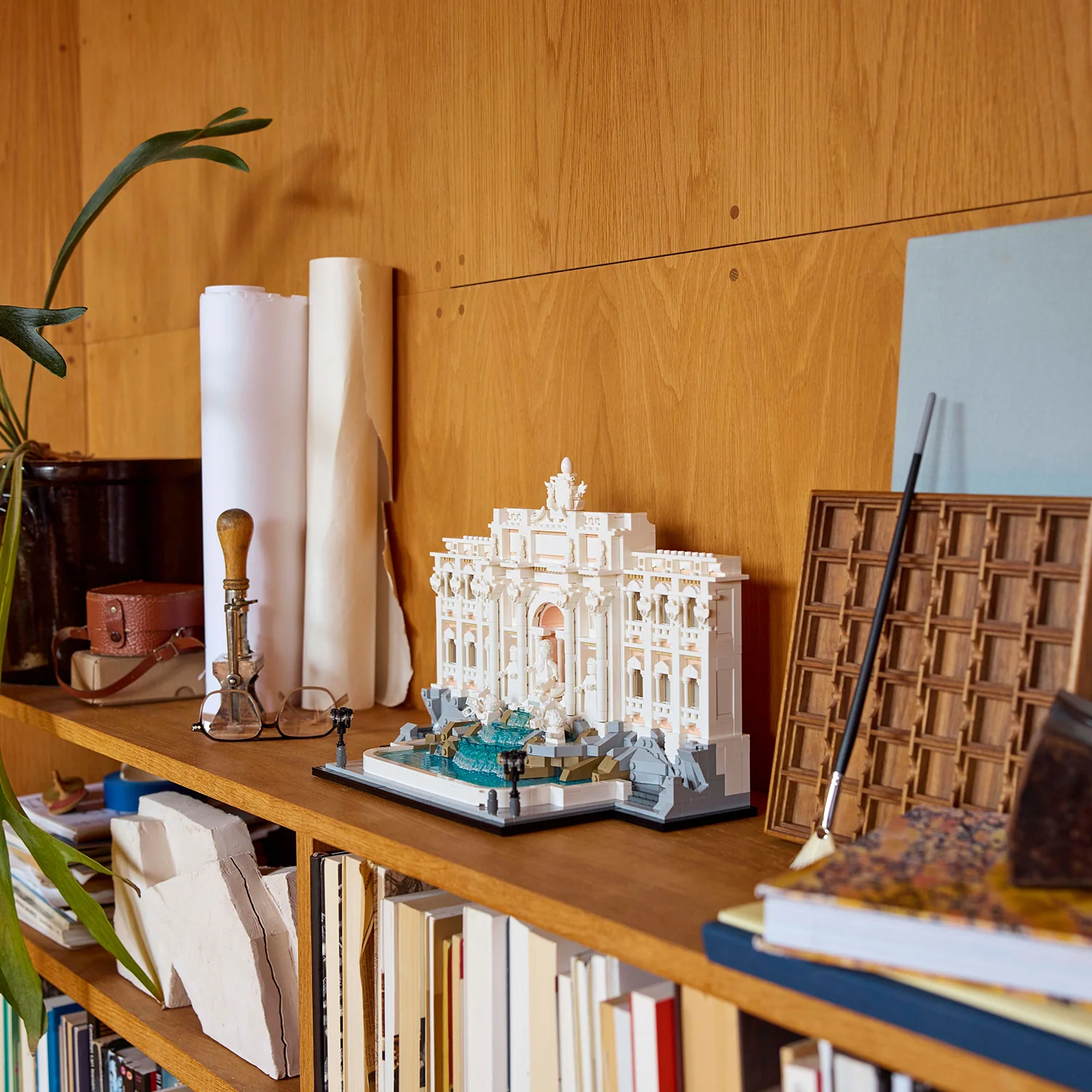 LEGO® Architecture Trevi Fountain