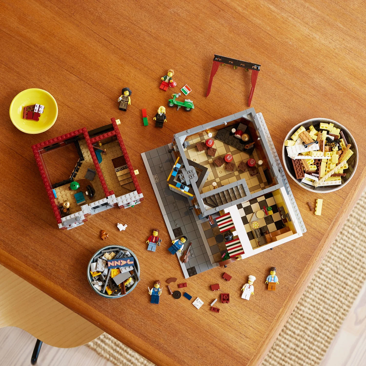 LEGO® ICONS™ Jazz Club