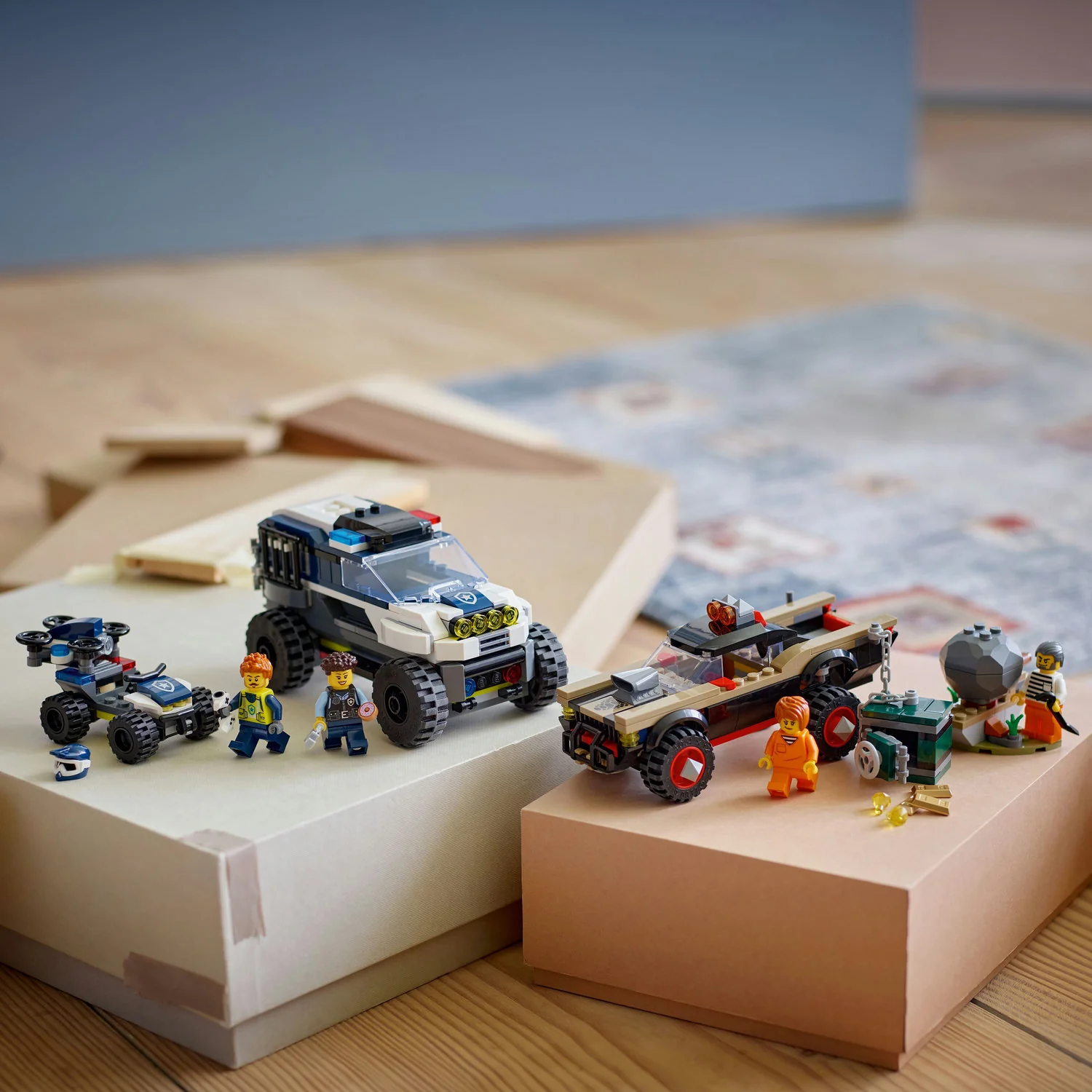 LEGO® City Off-Road Police Car Chase