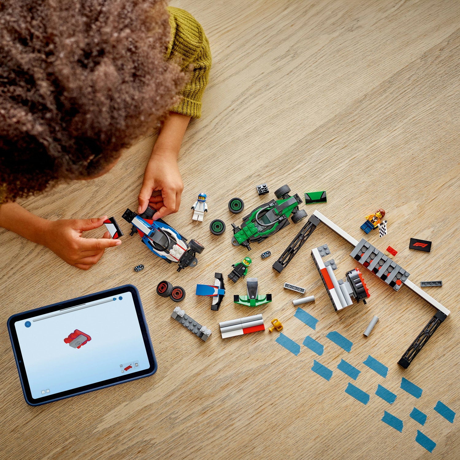 LEGO® City F1® Grid with VCARB & Sauber Race Cars