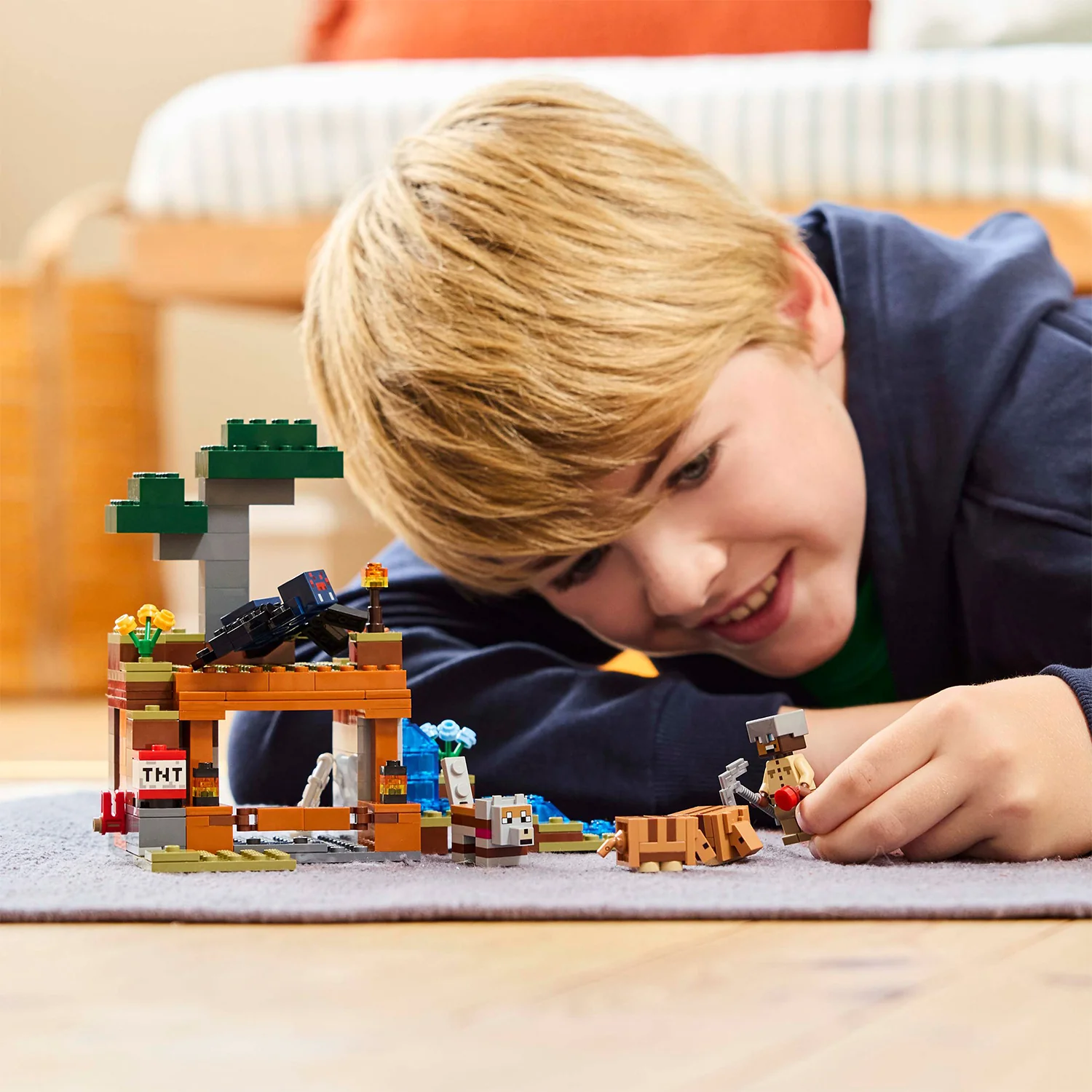 LEGO® Minecraft® The Armadillo Mine Expedition