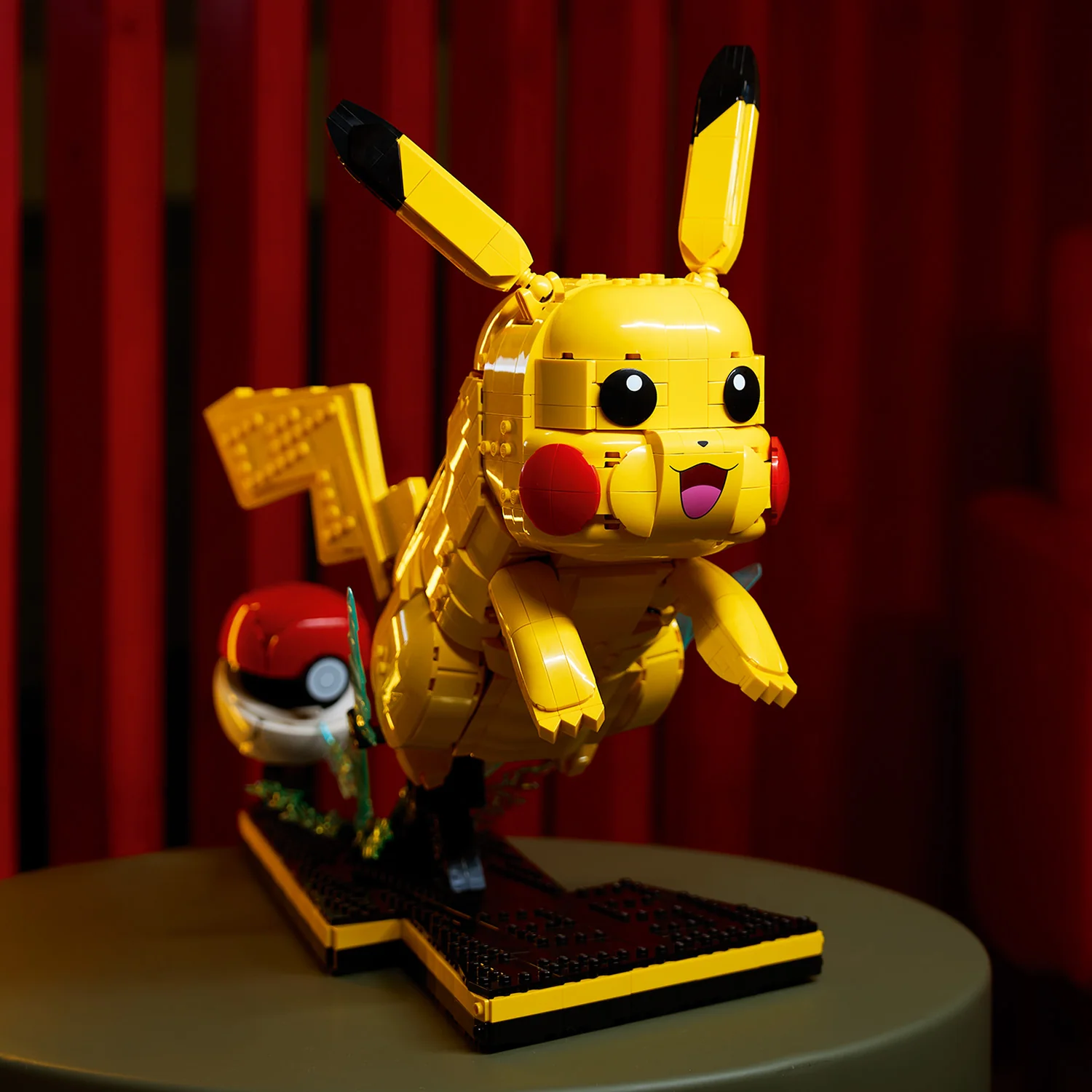 LEGO® Pokémon™ Pikachu and Poké Ball