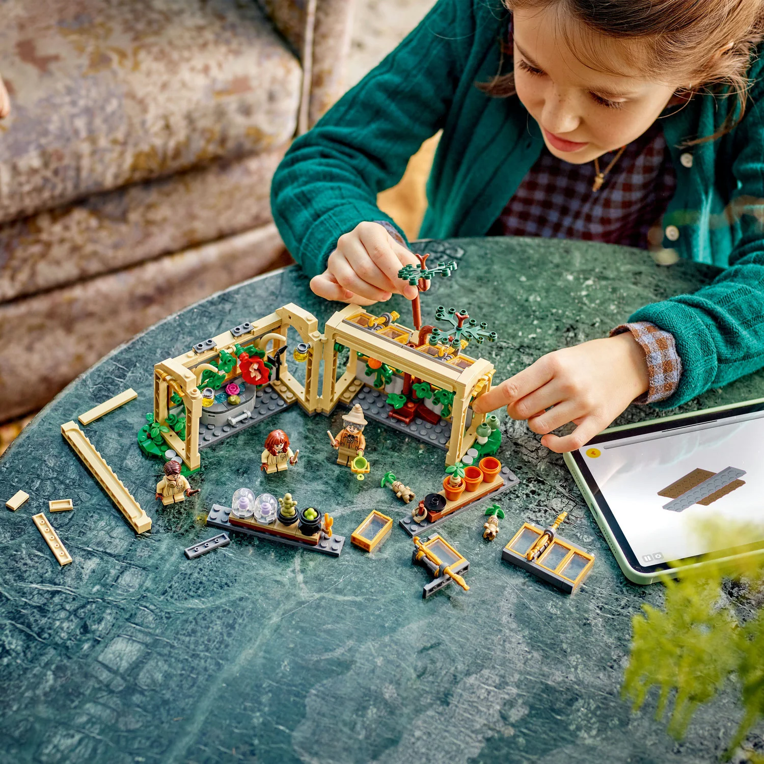 LEGO® Harry Potter™ Hogwarts™ Castle: Herbology Class