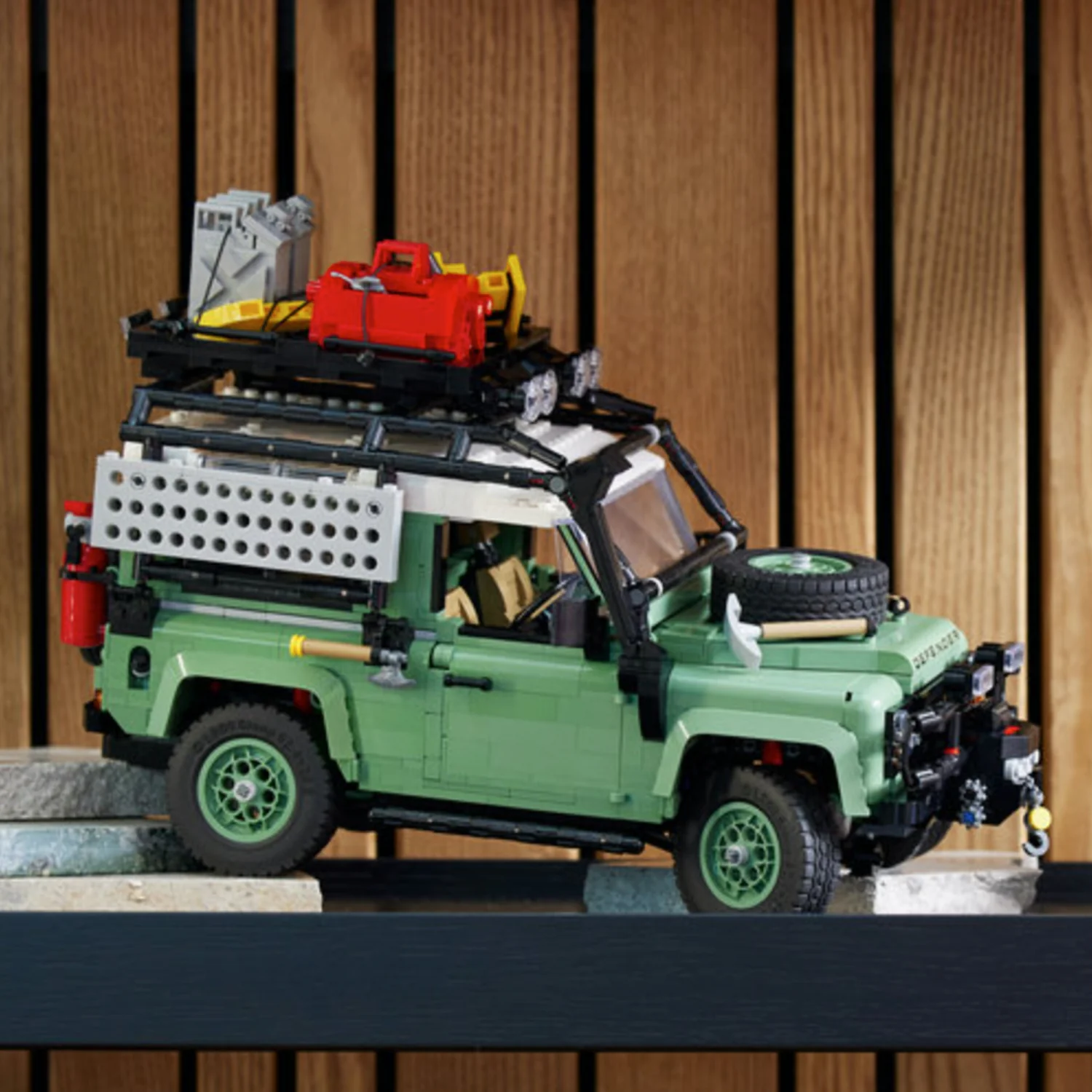 LEGO® ICONS™ Land Rover Classic Defender 90