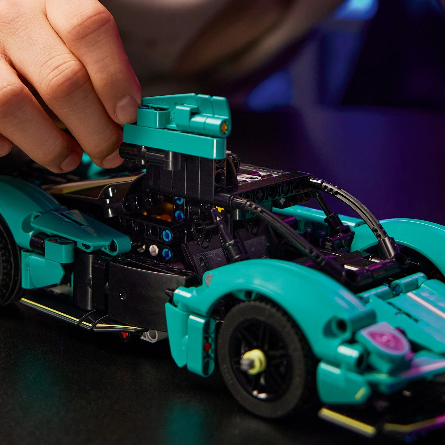 LEGO® Technic Aston Martin Valkyrie
