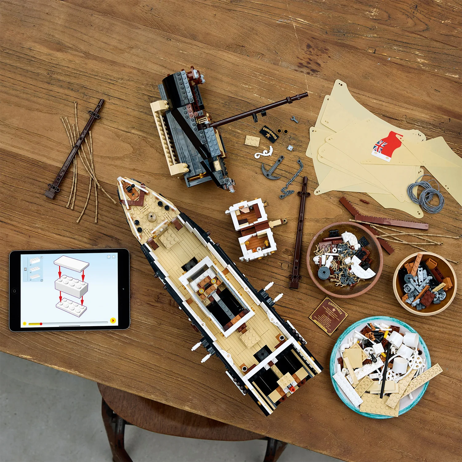 LEGO® ICONS™ The Endurance