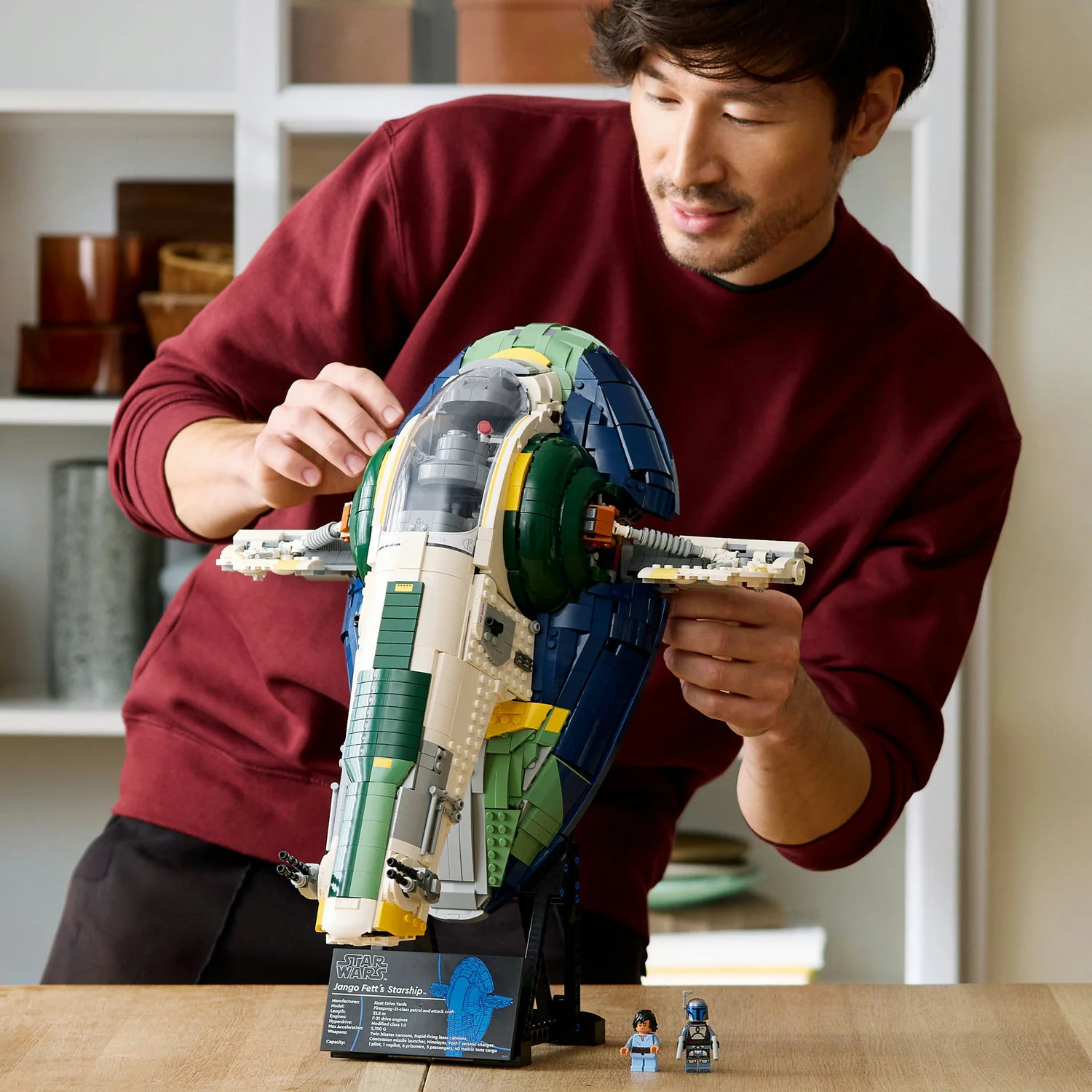 LEGO® Star Wars™ Jango Fett’s Firespray-Class Starship
