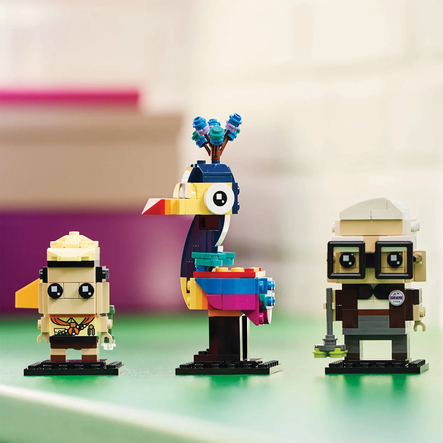 LEGO® BrickHeadz™ Carl, Russell & Kevin