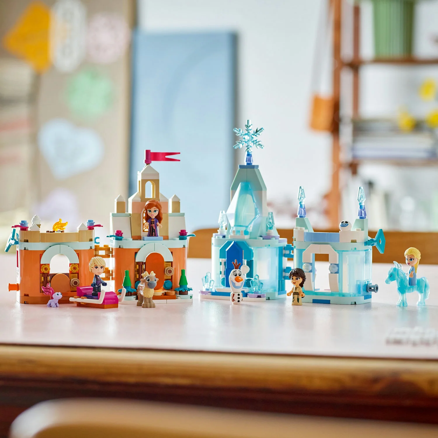LEGO® Disney™ Mini Arendelle Castle & Elsa's Ice Palace