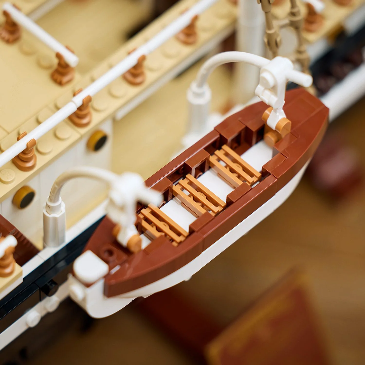 LEGO® ICONS™ The Endurance