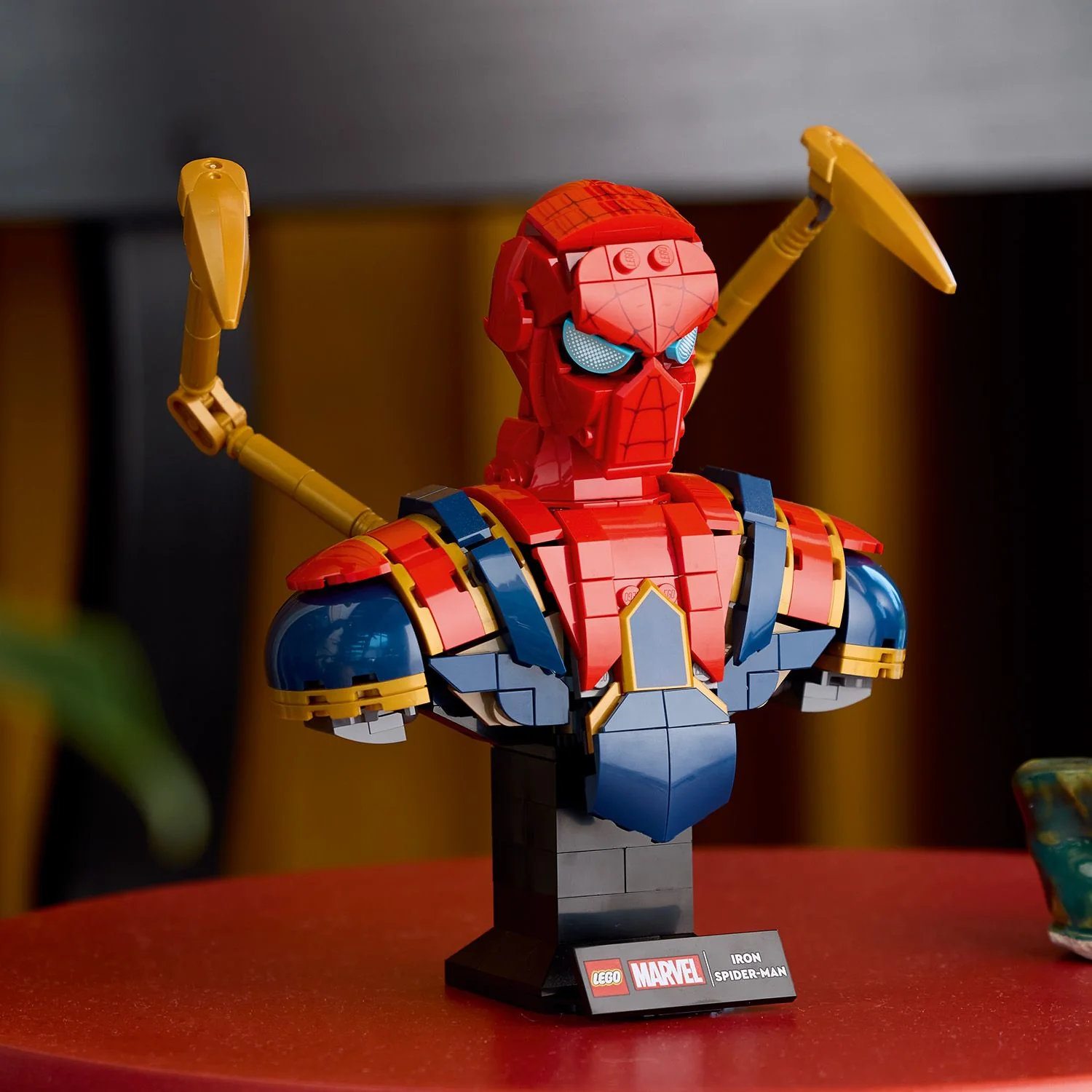 LEGO® Marvel Iron Spider-Man Bust