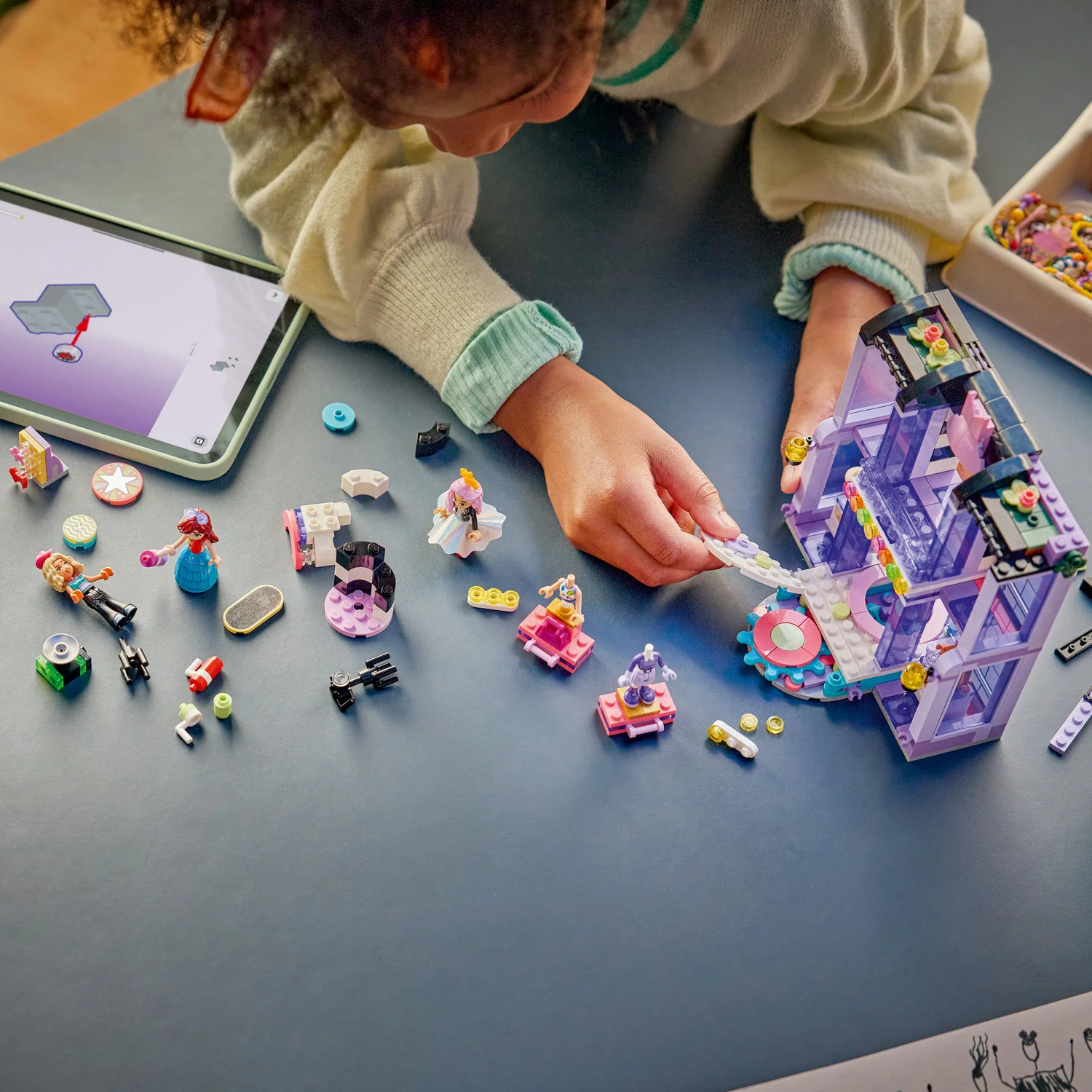 LEGO® Friends Heartlake City Fashion Show