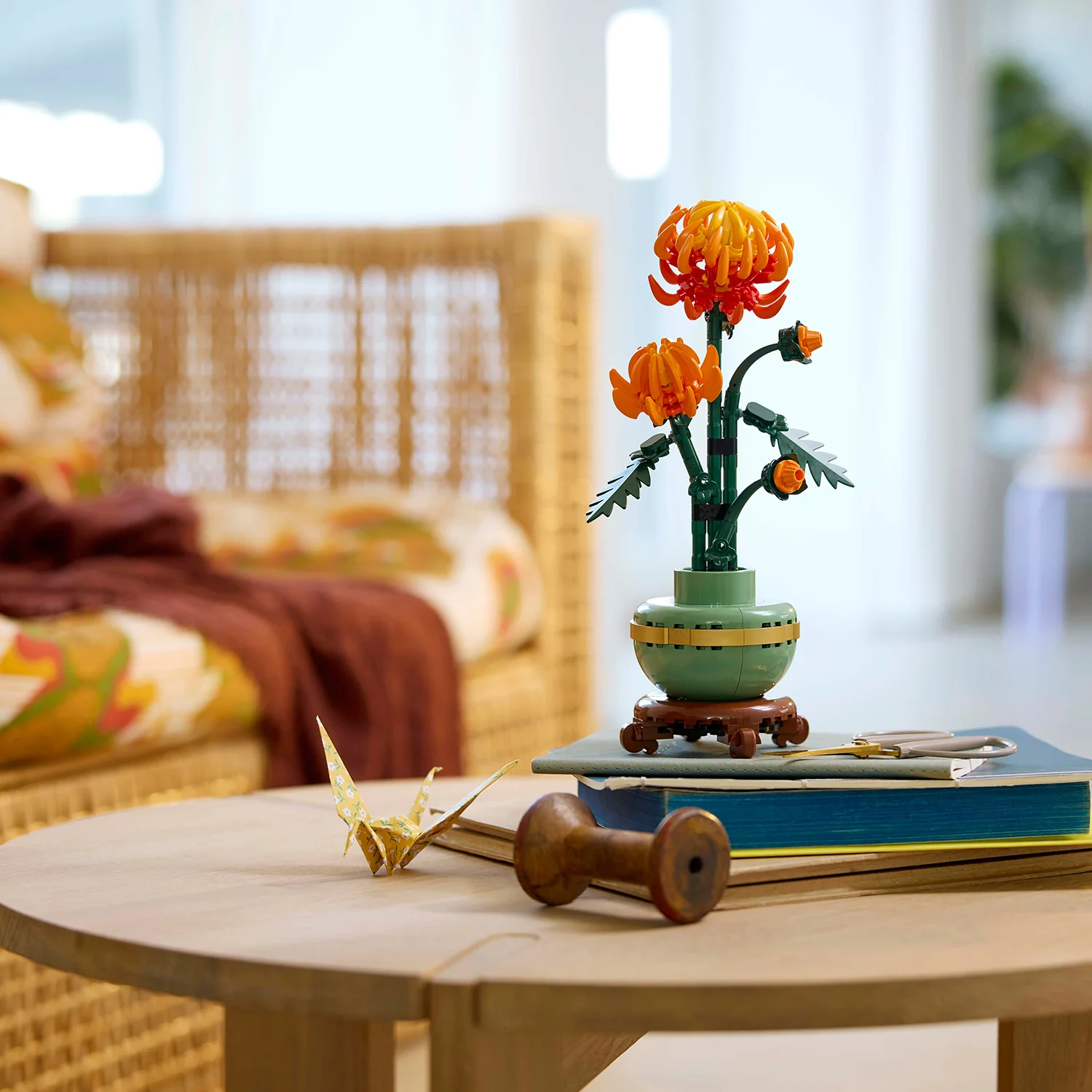 LEGO® ICONS™ Chrysanthemum