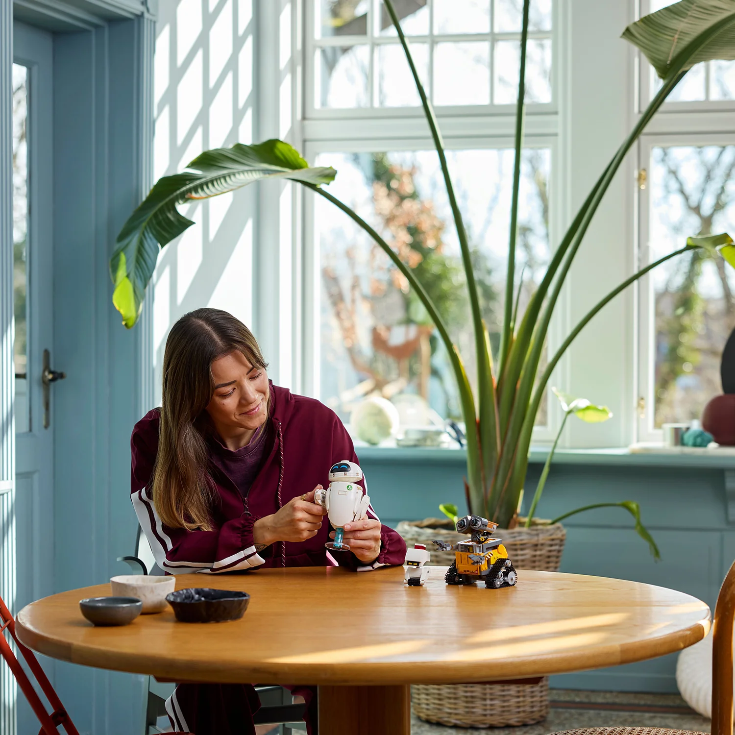 LEGO® Disney and Pixar WALL-E and EVE