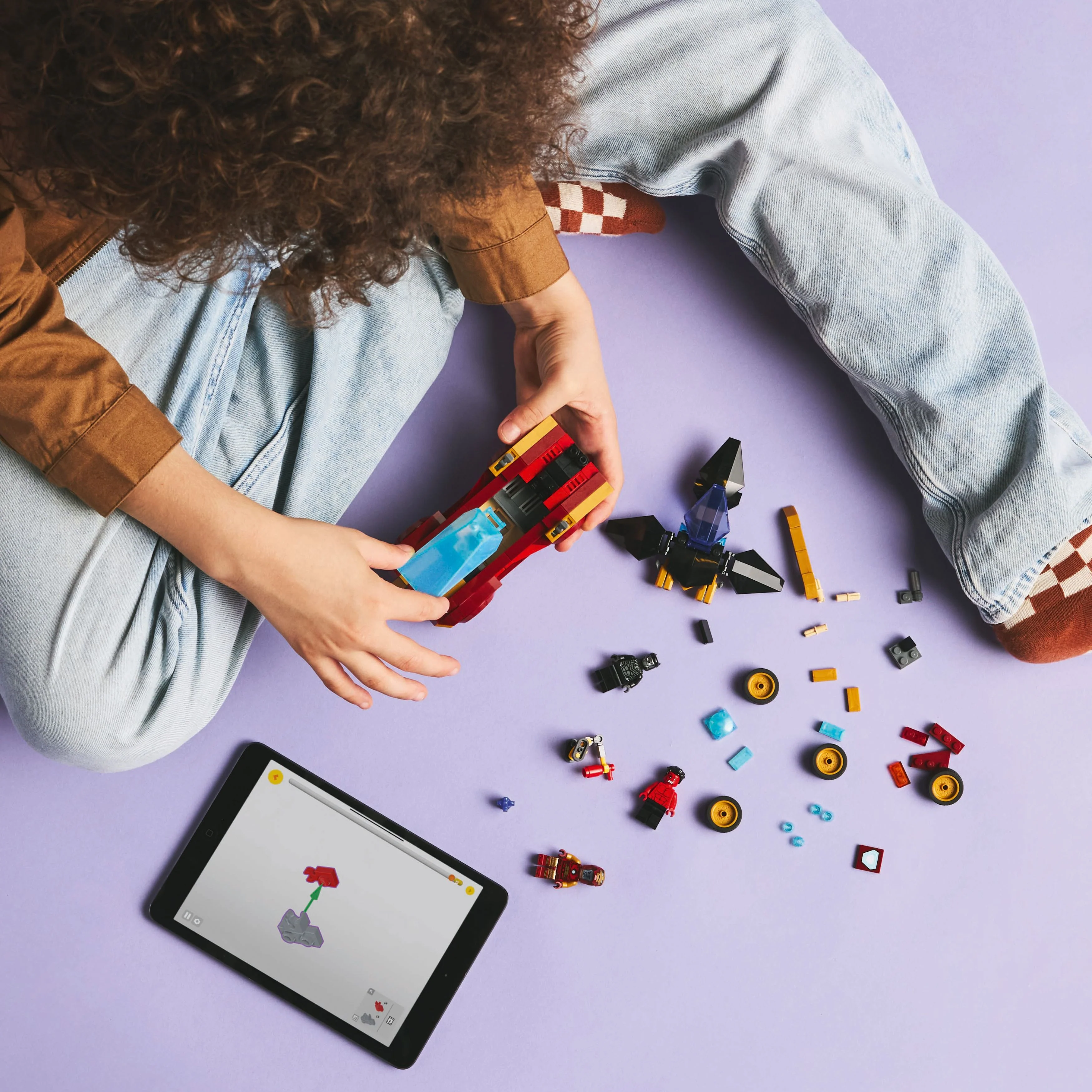 LEGO® Marvel Iron Man Car & Black Panther vs. Red Hulk