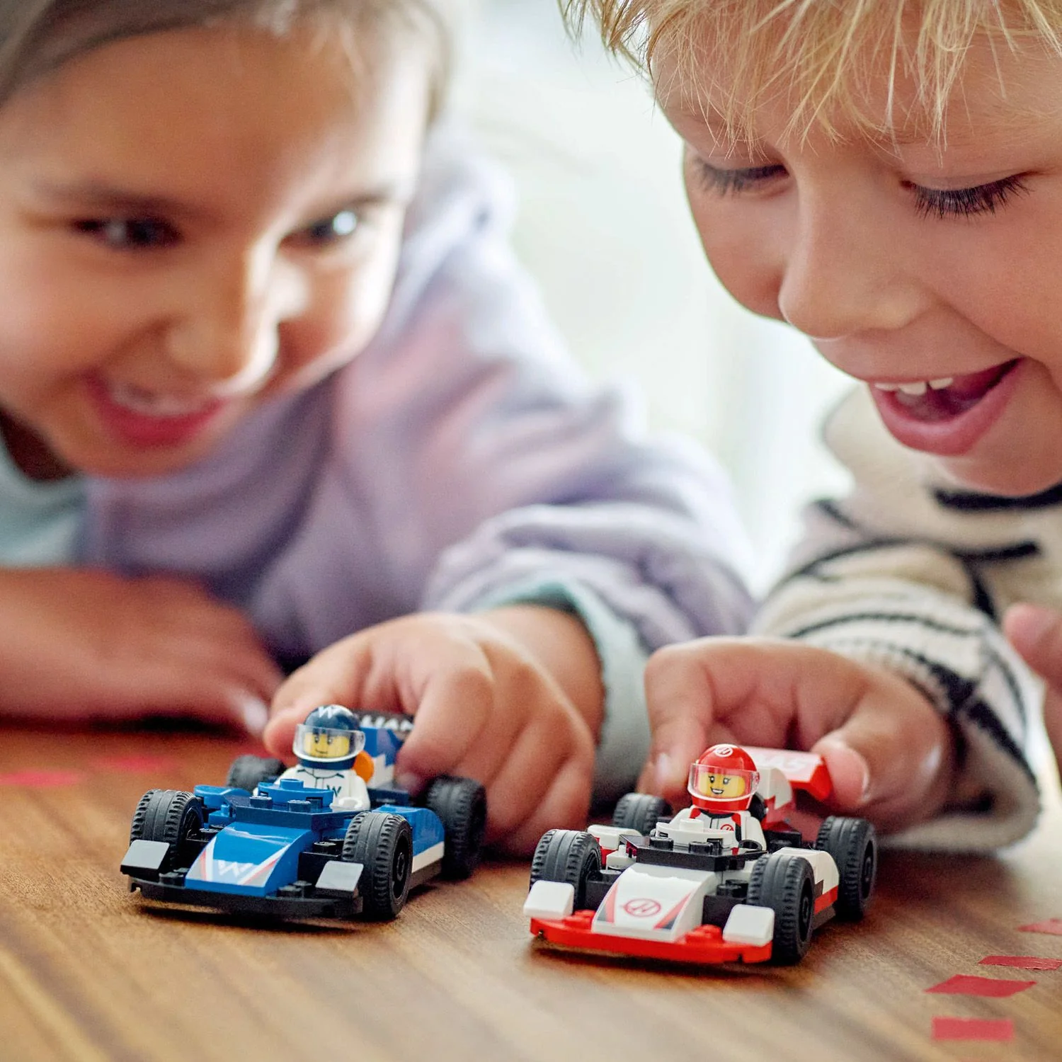 LEGO® City F1® Williams Racing & Haas F1® Race Cars