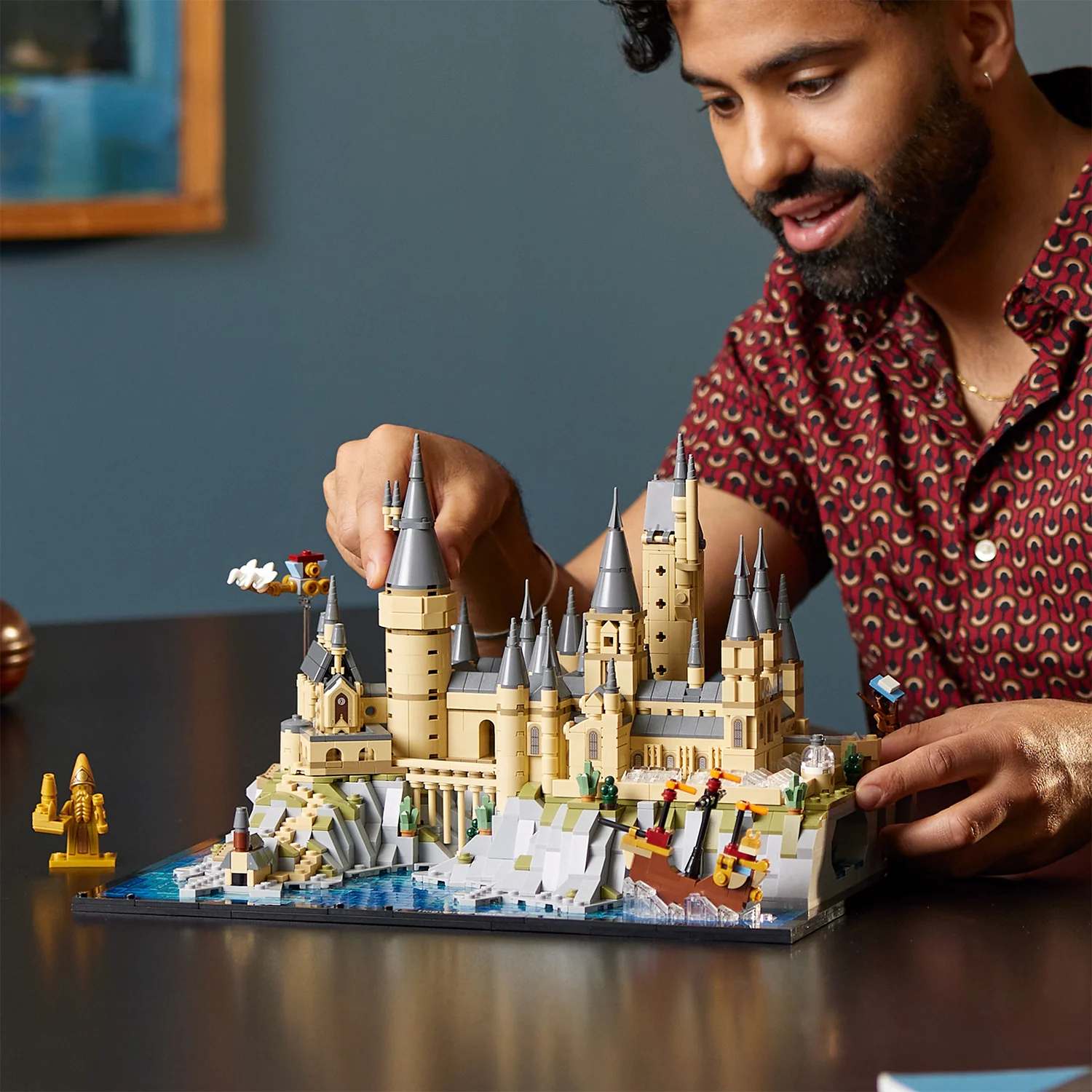 LEGO® Harry Potter™ Hogwarts™ Castle & Grounds