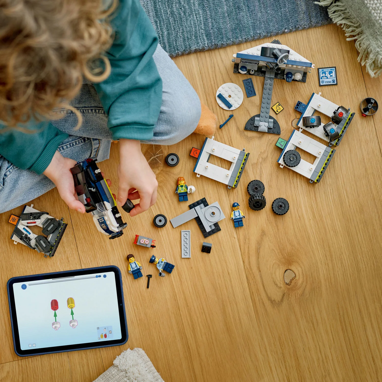 LEGO® City Custom Police Car Garage