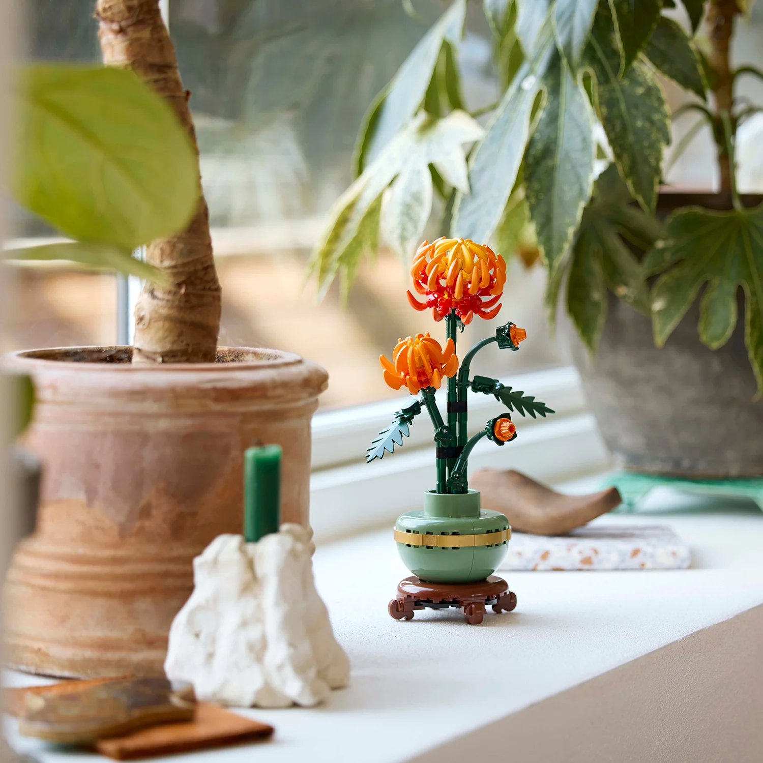 LEGO® ICONS™ Chrysanthemum