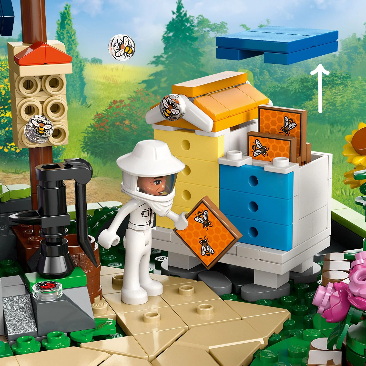 LEGO® Friends™ Beekeepers' House and Flower Garden