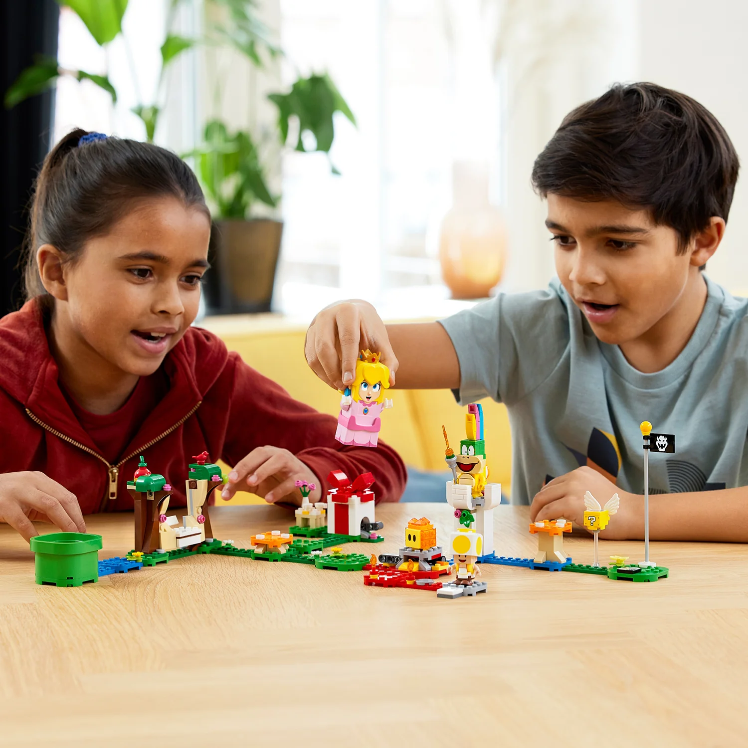 LEGO® Super Mario™ Adventures with Peach Starter Course