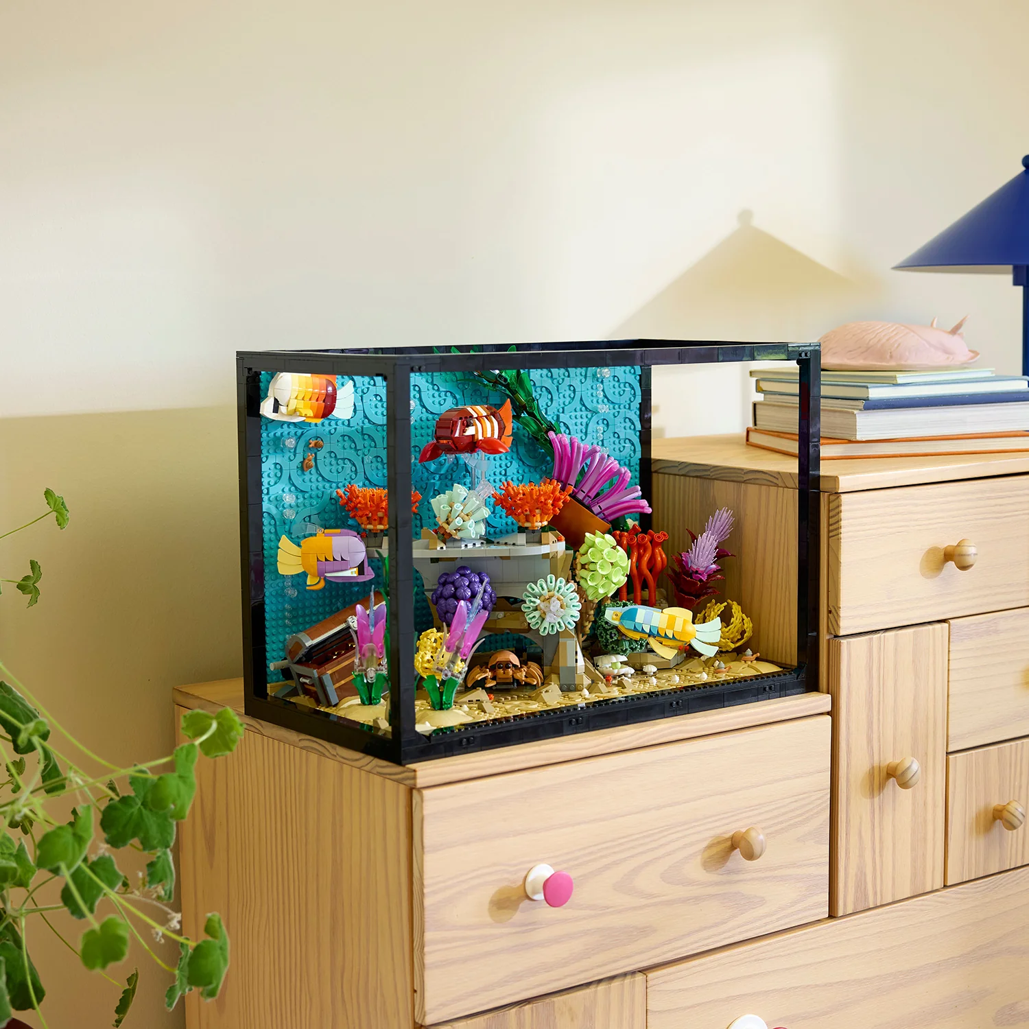 LEGO® Icons Tropical Aquarium