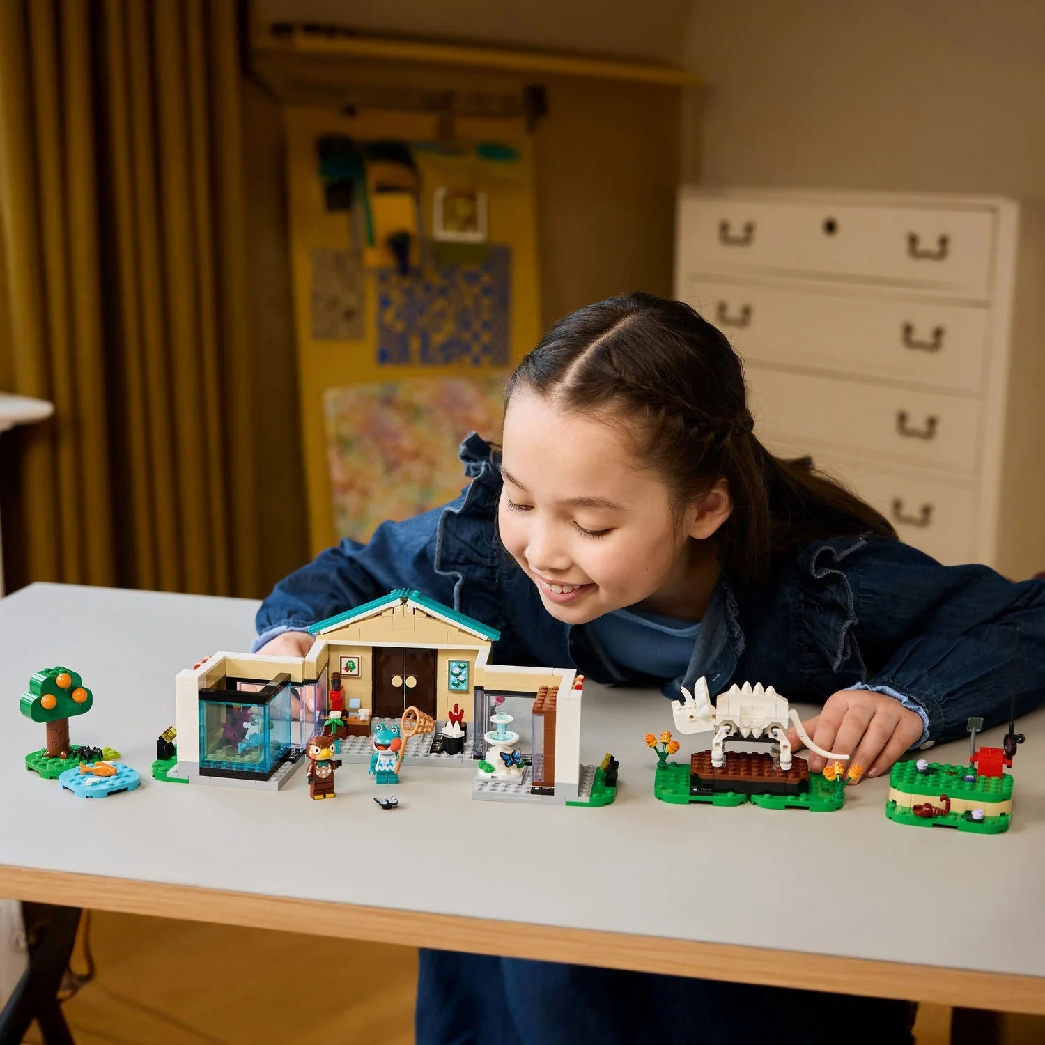 LEGO® Animal Crossing™ Blathers’s Museum Collection